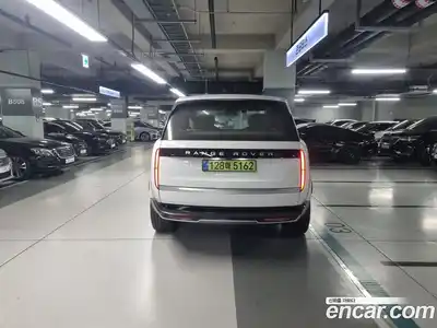 Land Rover Range-Rover 2025 3.0 Автомат в Москве № 213872, миниатюра 3