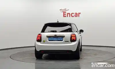 Mini Cooper 2024 Автомат в Москве № 214258, миниатюра 6