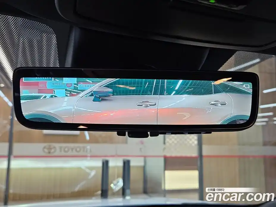 Toyota Sienna 2025 2.5 Вариатор в Москве № 215580, фото 9