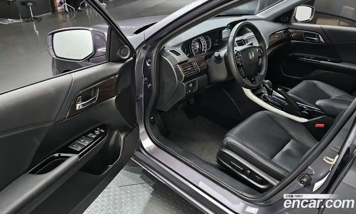 Honda Accord 2017 2.4 Автомат в Москве № 215693, фото 11