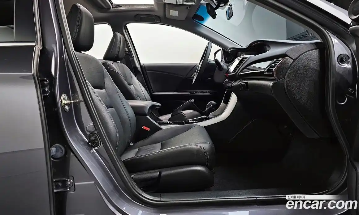 Honda Accord 2017 2.4 Автомат в Москве № 215693, фото 4