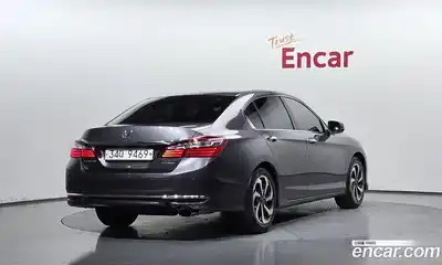 Honda Accord 2017 2.4 Автомат в Москве № 215693, миниатюра 5