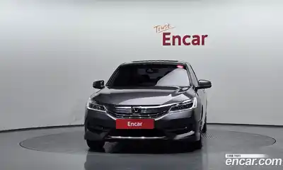 Honda Accord 2017 2.4 Автомат в Москве № 215693, миниатюра 8