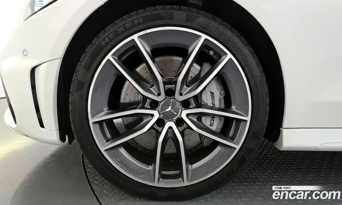 Mercedes-Benz C-Class 2019 3.0 Автомат в Москве № 215807, фото 18