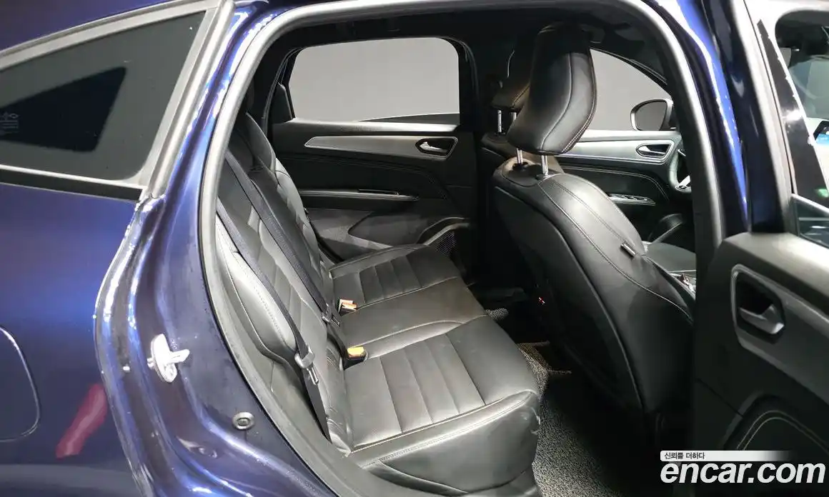 Renault Arkana 2025 1.6 Автомат в Москве № 221710, фото 12