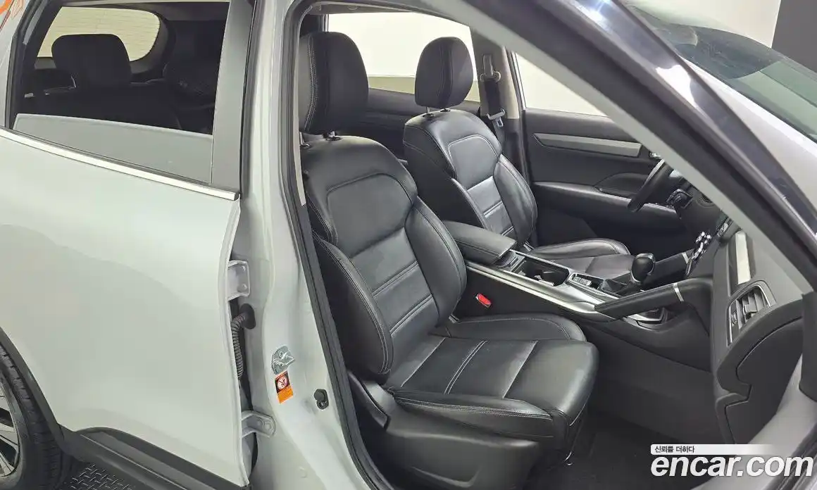 Renault QM6 2023 2.0 Автомат в Москве № 225643, фото 14