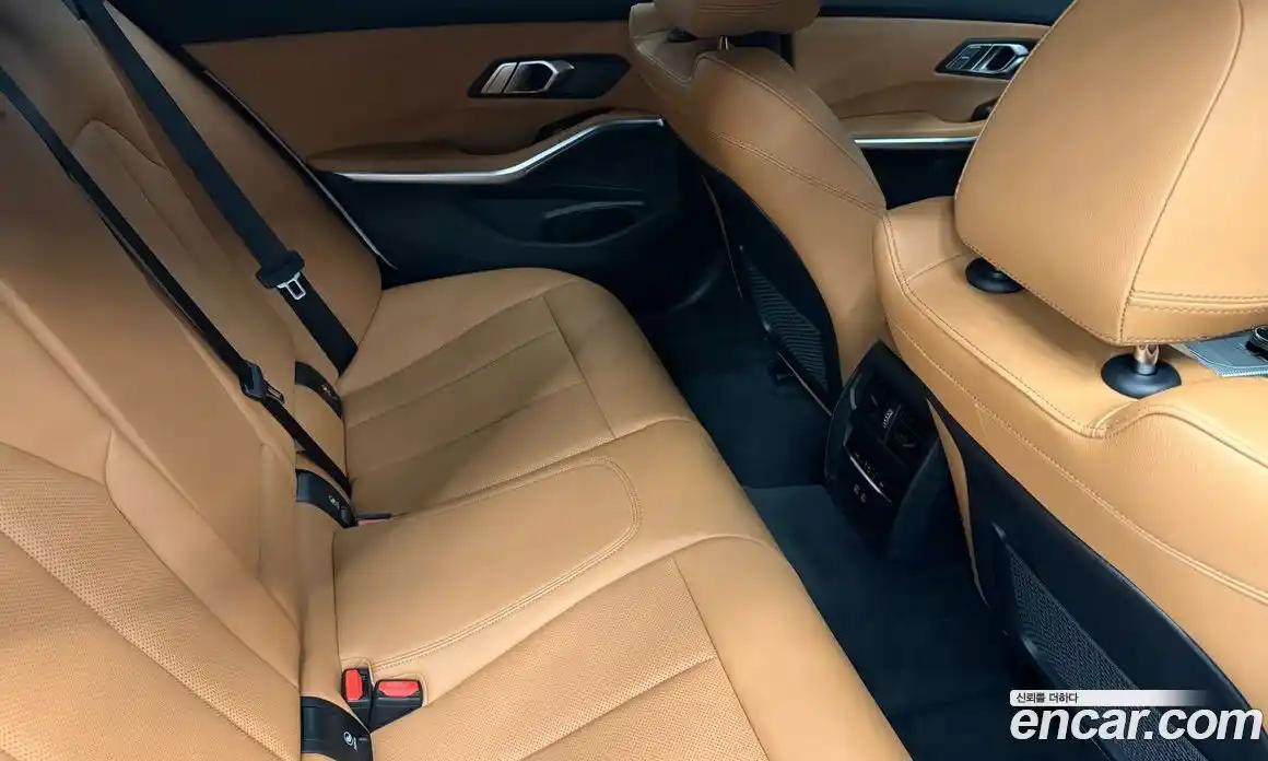 BMW 3-Series 2023 2.0 Автомат в Москве № 228118, фото 10