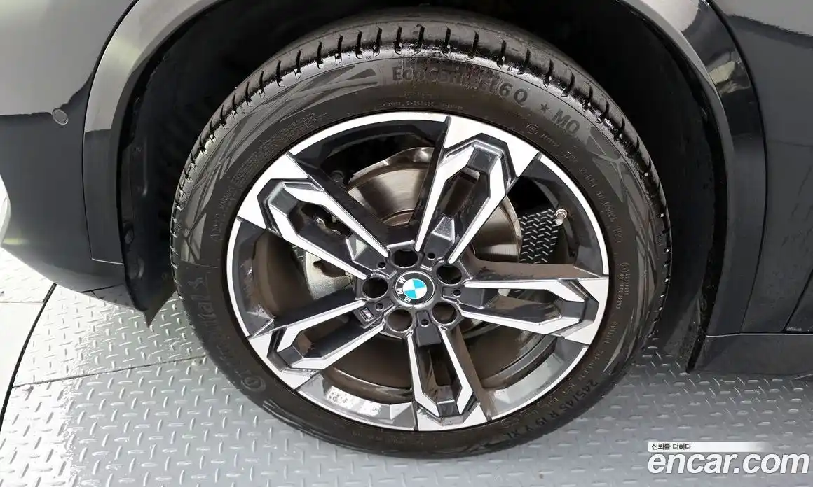 BMW X1 2024 2.0 Автомат в Москве № 228267, фото 3