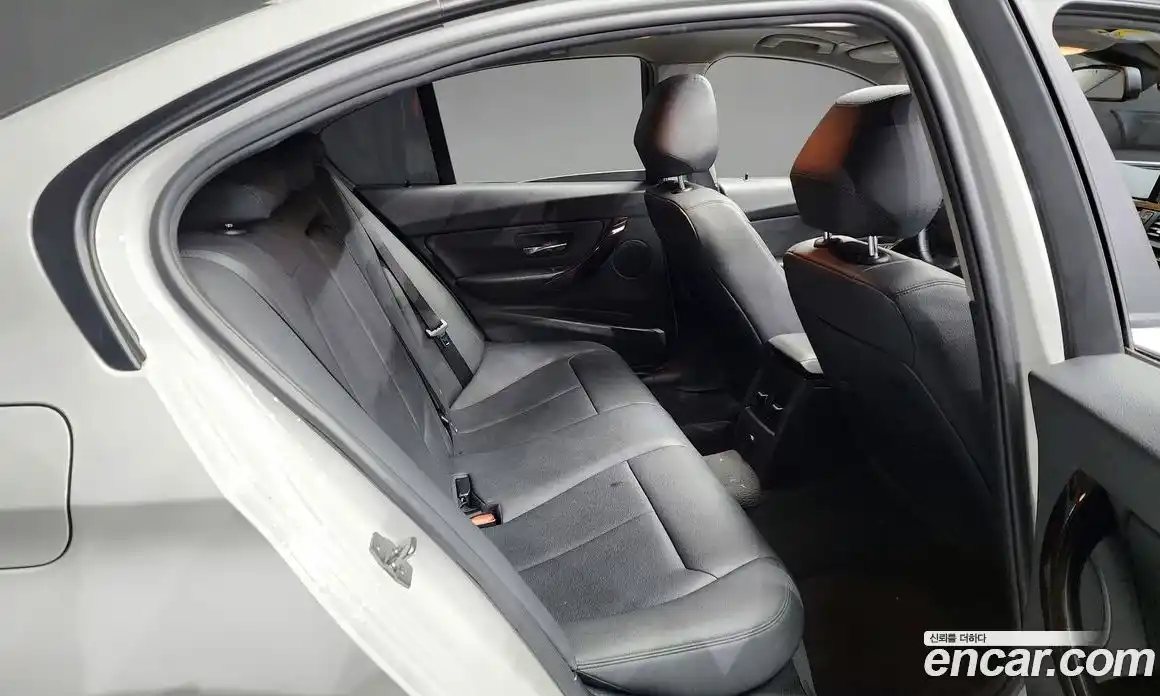 BMW 3-Series 2015 2.0 Автомат в Москве № 228992, фото 8