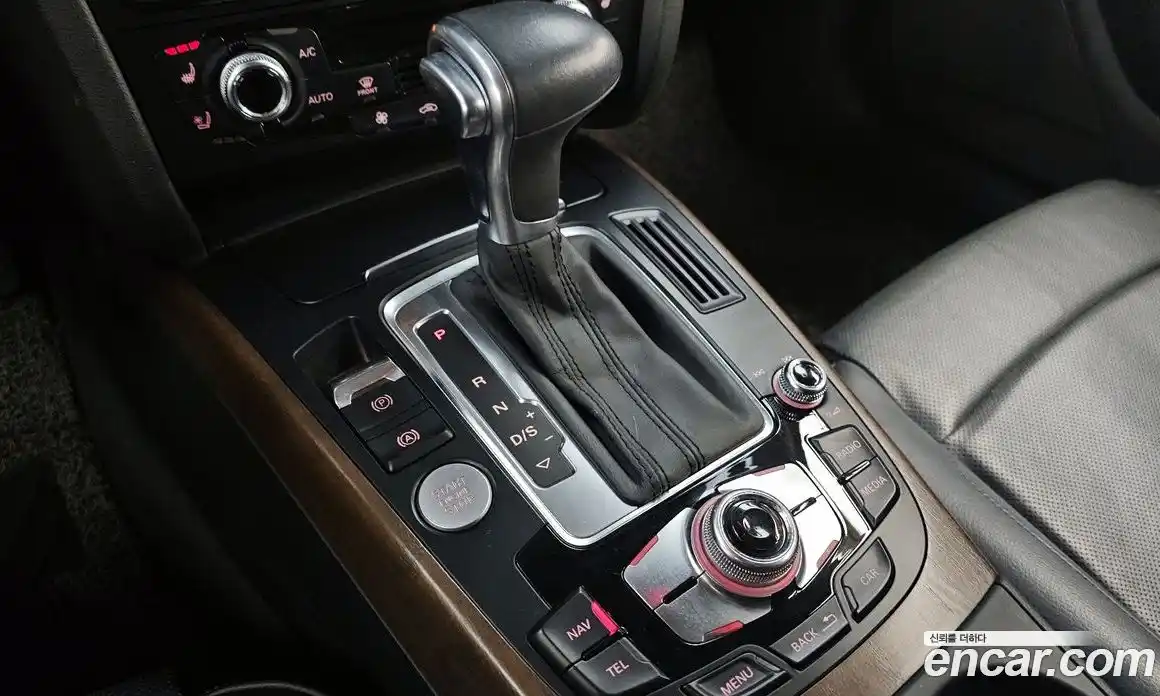 Audi A4 2015 2.0 Автомат в Москве № 229954, фото 2