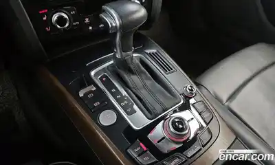 Audi A4 2015 2.0 Автомат в Москве № 229954, миниатюра 2