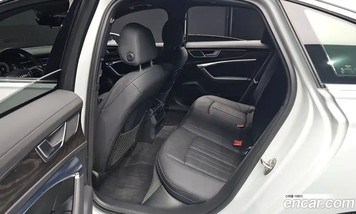 Audi A6 2021 2.0 Автомат в Москве № 230074, фото 15