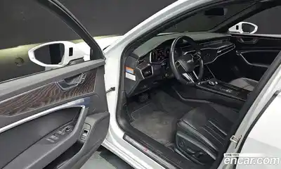 Audi A6 2021 2.0 Автомат в Москве № 230074, миниатюра 2
