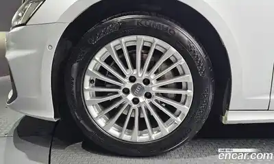 Audi A6 2021 2.0 Автомат в Москве № 230074, миниатюра 3