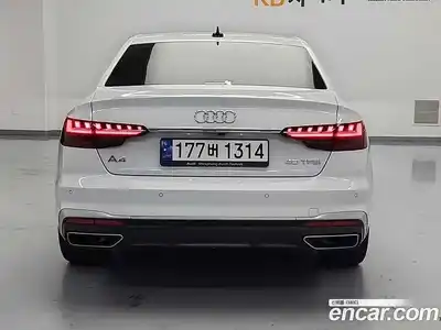 Audi A4 2023 2.0 Автомат в Москве № 230305, миниатюра 3
