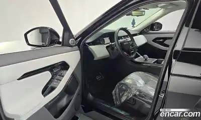 Land Rover Range-Rover Evoque 2025 2.0 Автомат в Москве № 231133, миниатюра 9