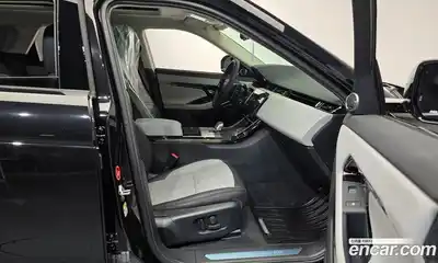 Land Rover Range-Rover Evoque 2025 2.0 Автомат в Москве № 231133, миниатюра 10