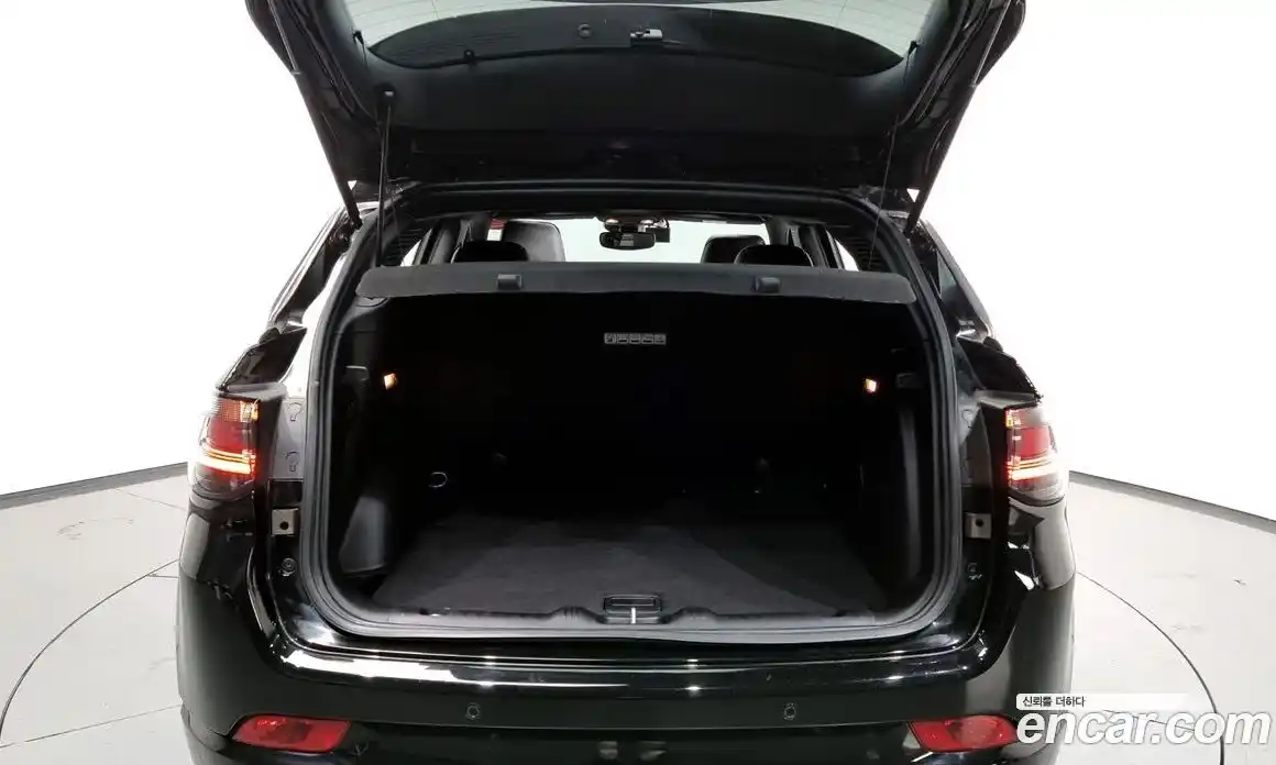 Jeep Compass 2022 2.4 Автомат в Москве № 232382, фото 9