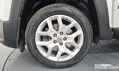 Jeep Renegade 2017 2.4 Автомат в Москве № 232607, миниатюра 3