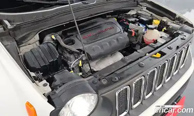 Jeep Renegade 2017 2.4 Автомат в Москве № 232607, миниатюра 10