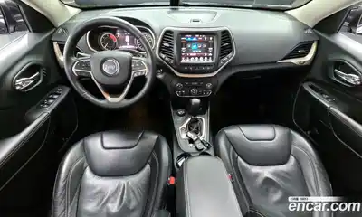 Jeep Cherokee 2016 2.2 Автомат в Москве № 232730, миниатюра 11