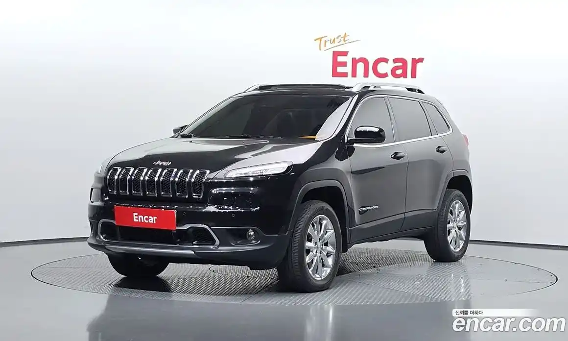 Jeep Cherokee 2016 2.2 Автомат в Москве № 232730, фото 17