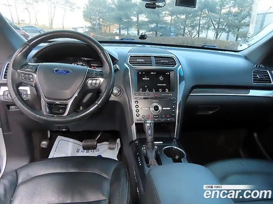 Ford Explorer 2017 2.3 Автомат в Москве № 234156, фото 7