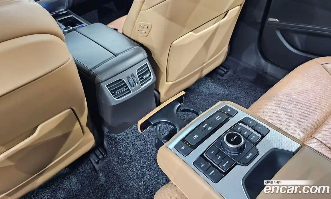 Genesis G80 2017 3.3 Автомат в Москве № 23517, фото 19