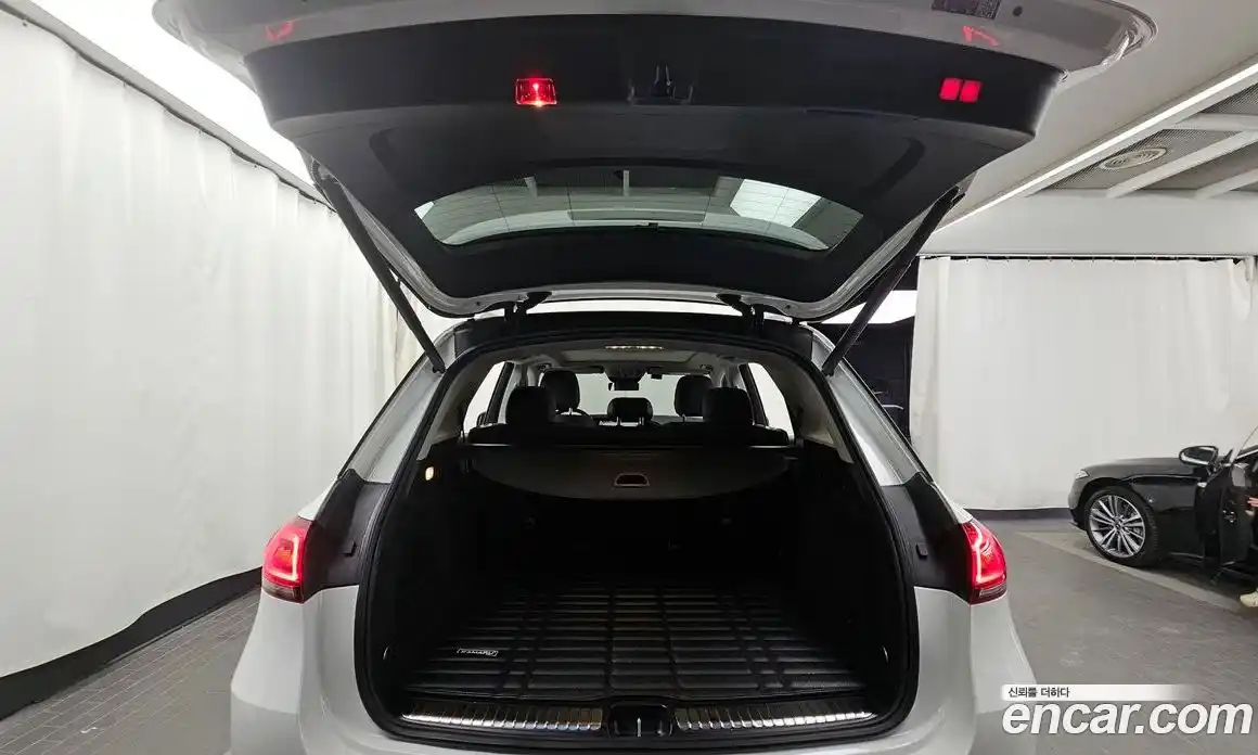 Mercedes-Benz GLE-Class 2023 3.0 Автомат в Москве № 237194, фото 20