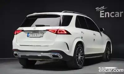 Mercedes-Benz GLE-Class 2023 3.0 Автомат в Москве № 237194, миниатюра 2