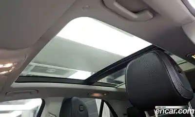 Mercedes-Benz GLE-Class 2023 3.0 Автомат в Москве № 237194, миниатюра 3