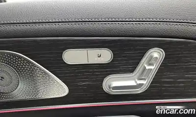 Mercedes-Benz GLE-Class 2023 3.0 Автомат в Москве № 237194, миниатюра 10