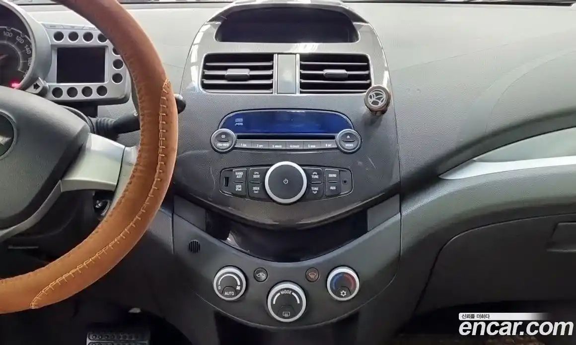 Chevrolet Spark 2012 1.0 Автомат в Москве № 241057, фото 15