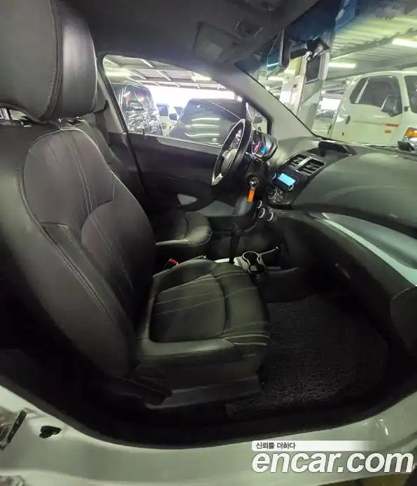 Chevrolet Spark 2014 1.0 Автомат в Москве № 241078, фото 9