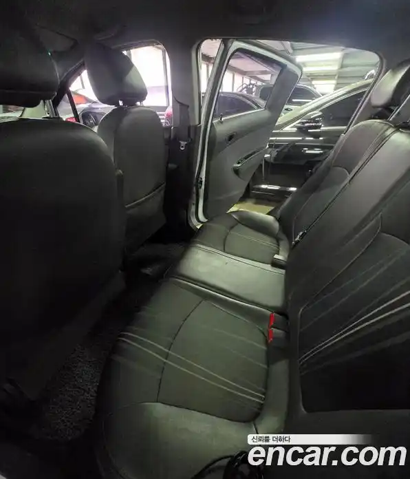 Chevrolet Spark 2014 1.0 Автомат в Москве № 241078, фото 10