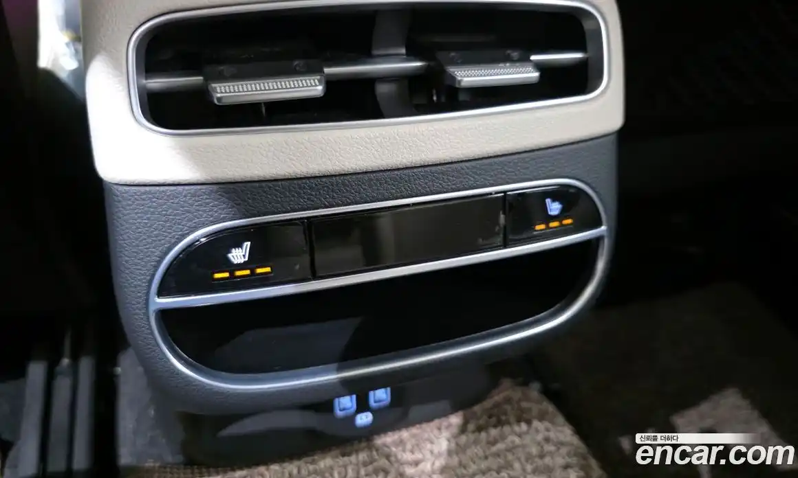 Genesis GV70 2022 2.5 Автомат в Москве № 24833, фото 18