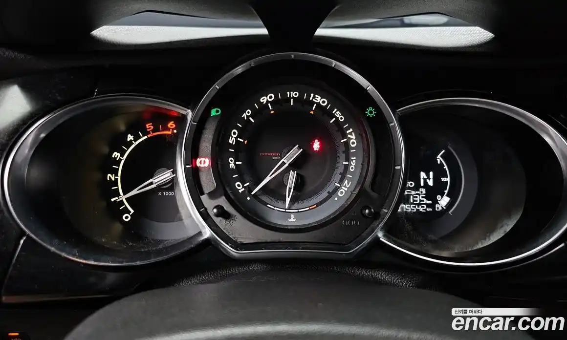 Citroen DS3 2014 1.6 Автомат в Москве № 256802, фото 8