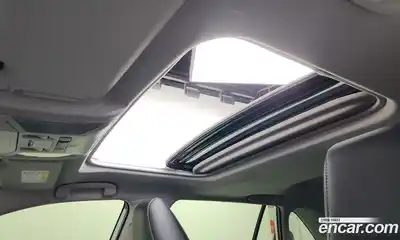 Toyota RAV4 2024 2.5 Автомат в Москве № 269271, миниатюра 4