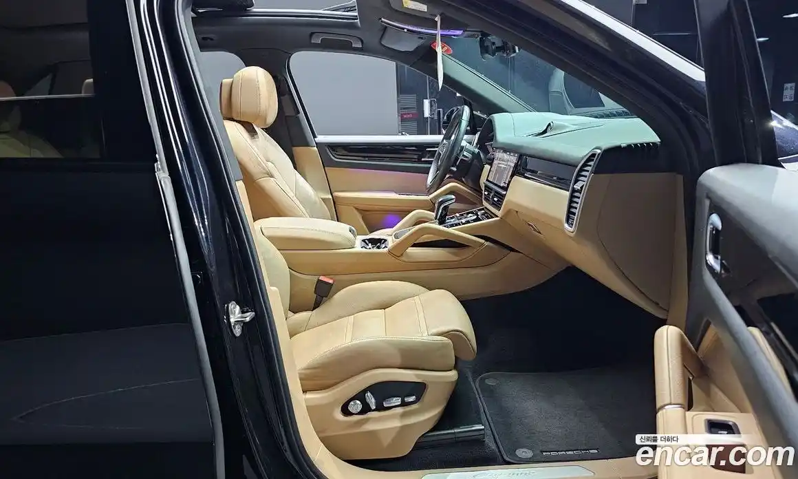 Porsche Cayenne 2021 3.0 Автомат в Москве № 270600, фото 19