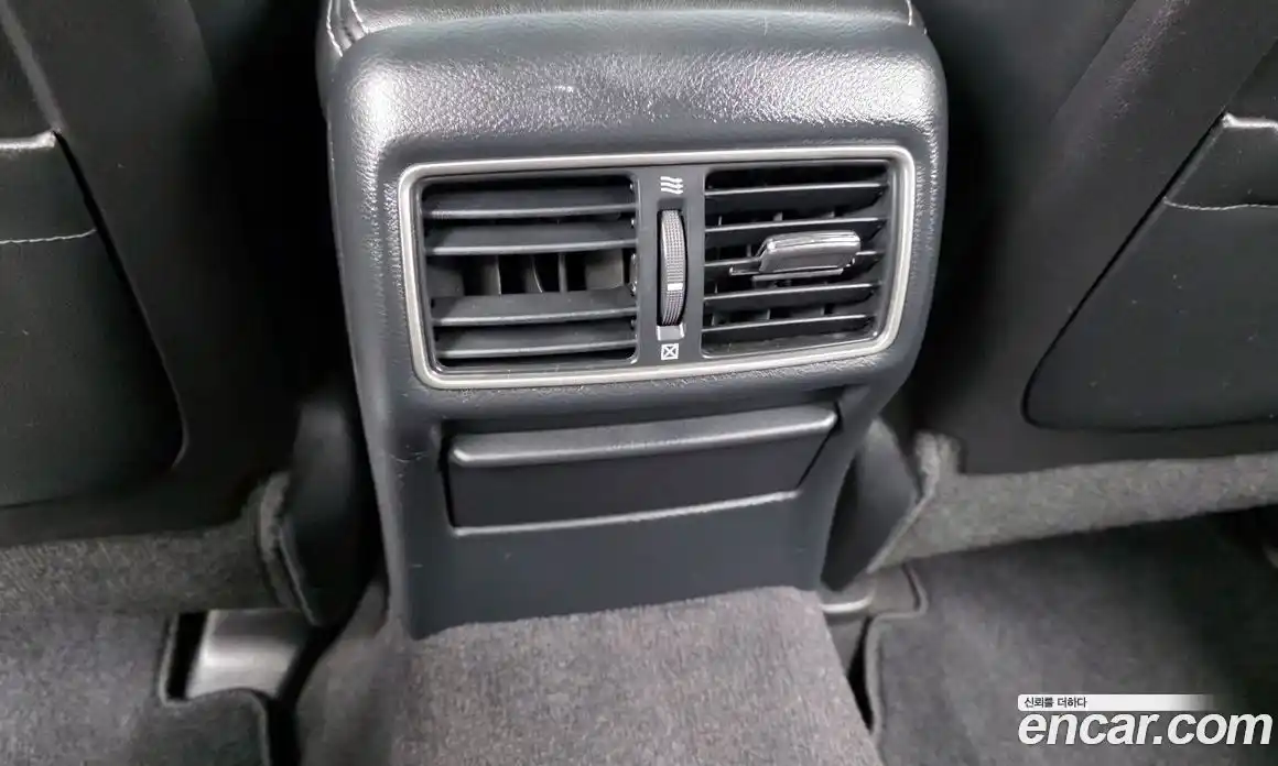 Infiniti Q50 2016 2.1 Автомат в Москве № 271095, фото 11