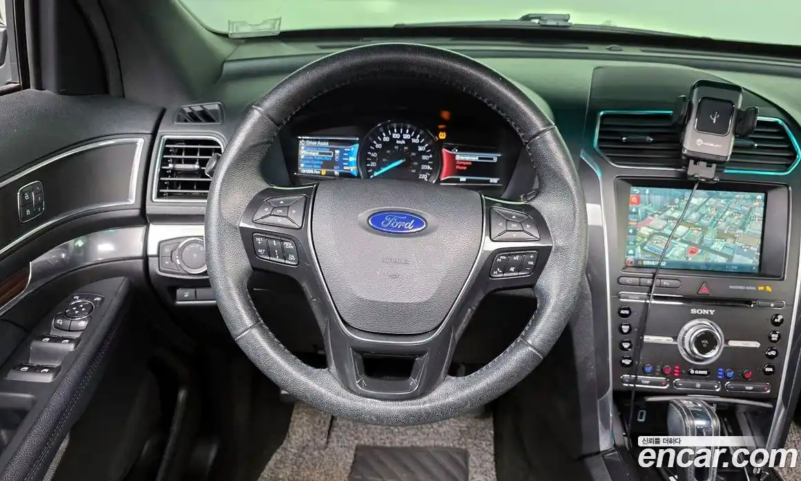 Ford Explorer 2017 2.3 Автомат в Москве № 280903, фото 11
