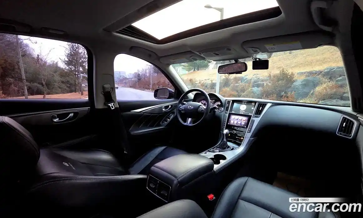 Infiniti Q50 2015 2.1 Автомат в Москве № 295916, фото 14