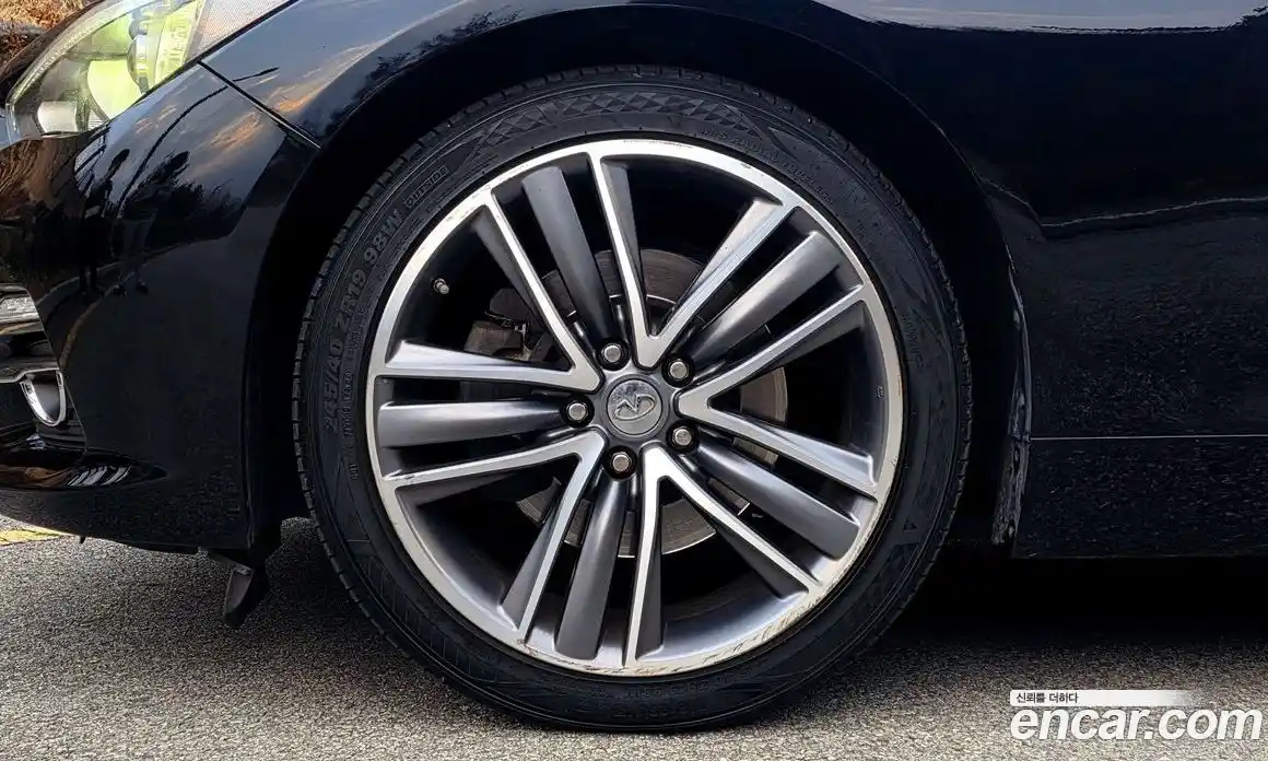 Infiniti Q50 2015 2.1 Автомат в Москве № 295916, фото 8