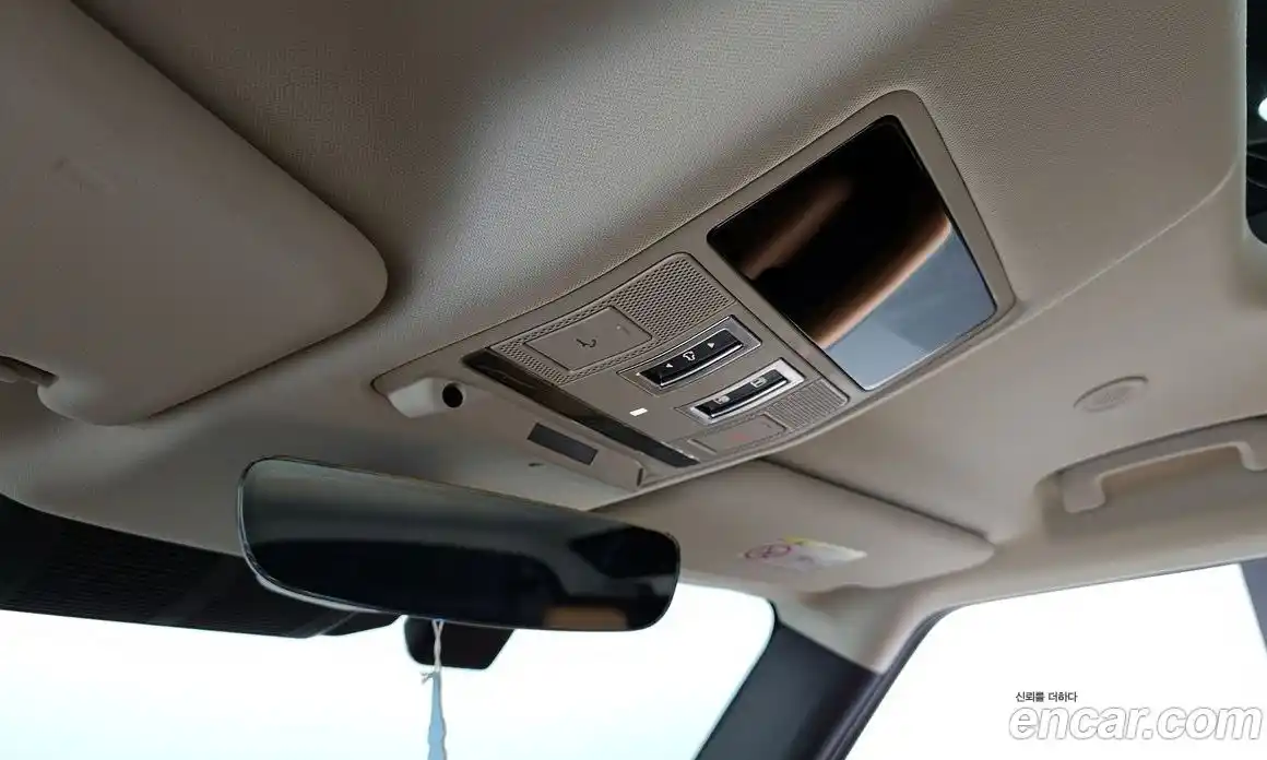 Land Rover Defender 2023 3.0 Автомат в Москве № 297904, фото 16