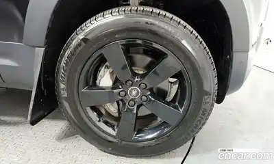 Land Rover Defender 2023 3.0 Автомат в Москве № 297904, миниатюра 2