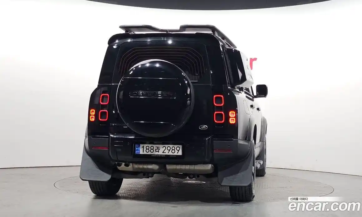 Land Rover Defender 2023 3.0 Автомат в Москве № 297904, фото 8