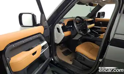 Land Rover Defender 2023 3.0 Автомат в Москве № 297904, миниатюра 9