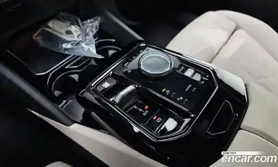 BMW 5-Series 2024 2.0 Автомат в Москве № 302770, миниатюра 4