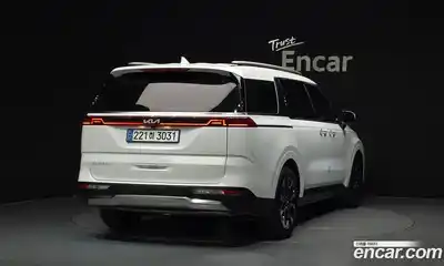 Kia Canival 2023 3.5 Автомат в Москве № 307111, миниатюра 2