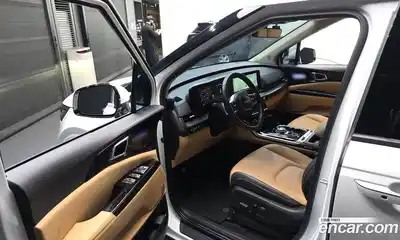 Kia Canival 2023 3.5 Автомат в Москве № 307111, миниатюра 10